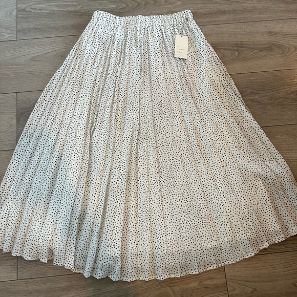 NWT A New Day Target  A-Line Dalmation Skirt Size Medium (So cute!!) - Picture 1 of 3